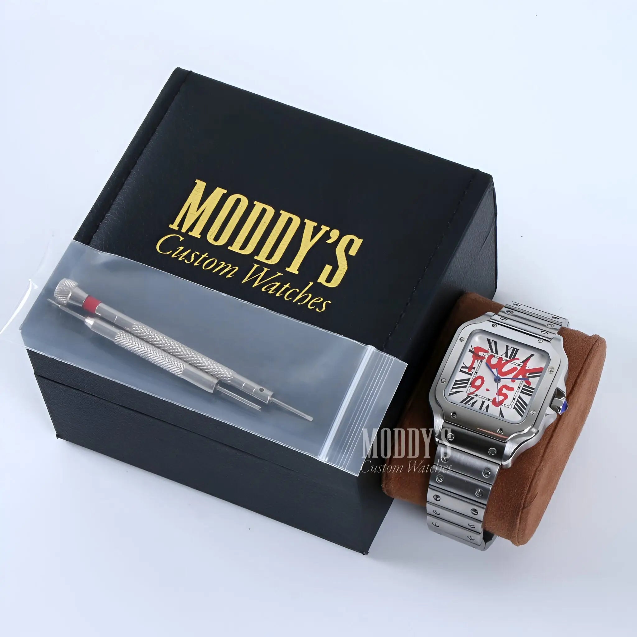 Santeiko | White Fck 9 to 5