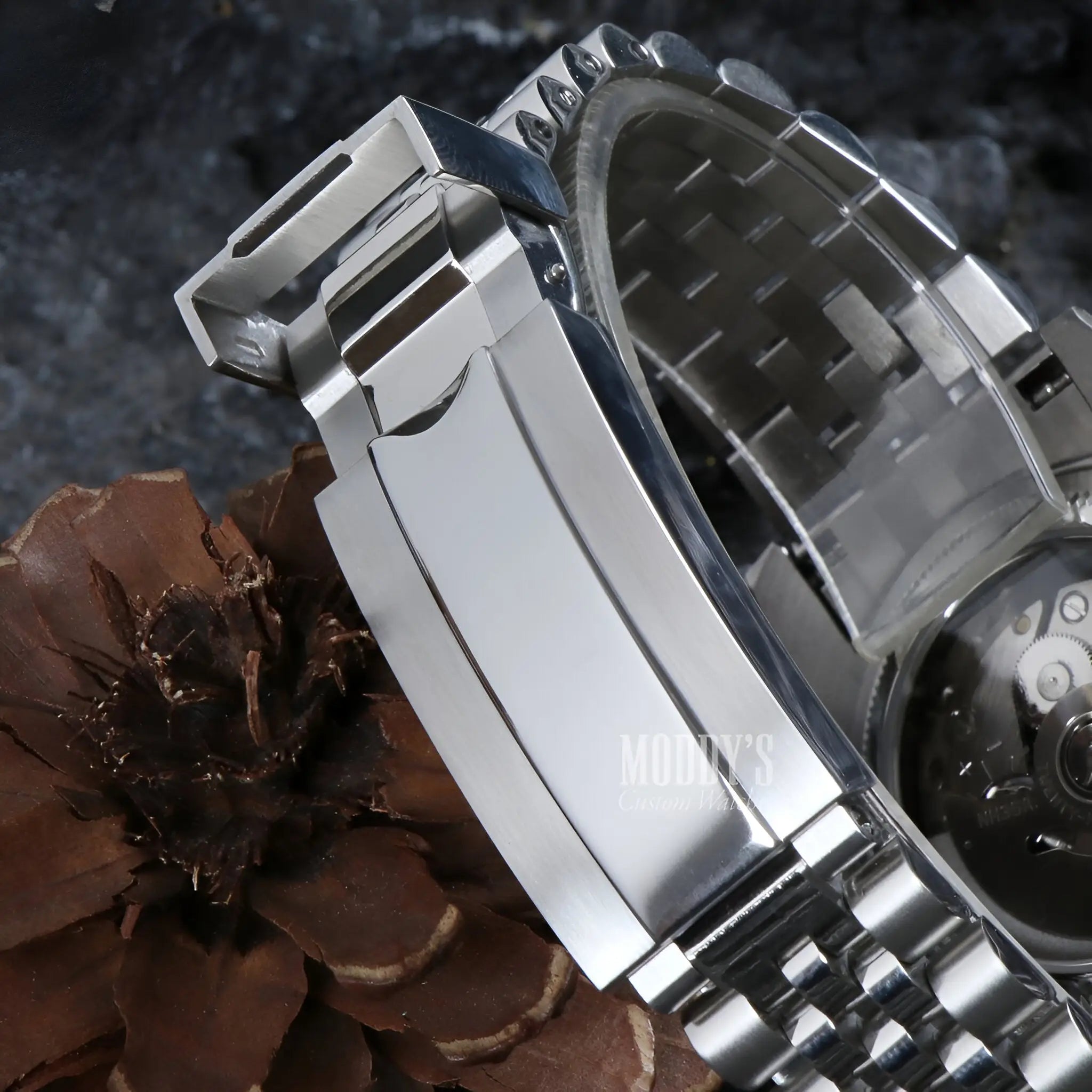 Seikojust | Roman Champagne