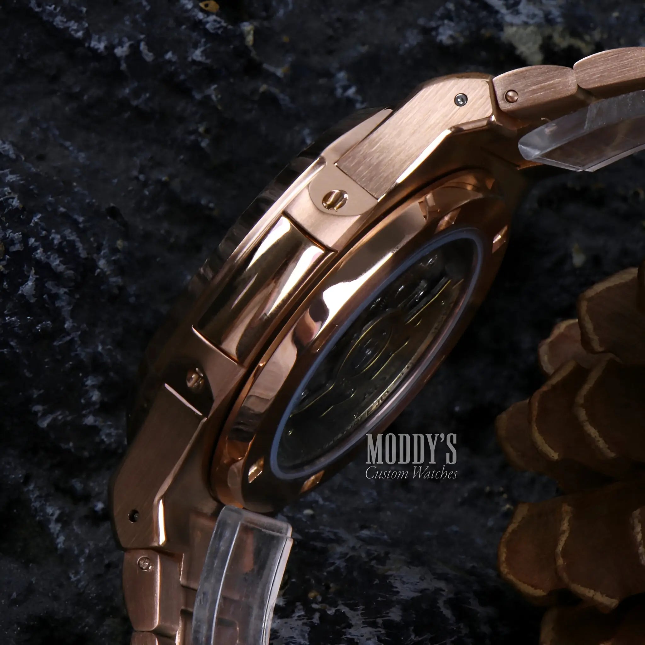 Nautiko | Rose Gold Chocolate Open Heart