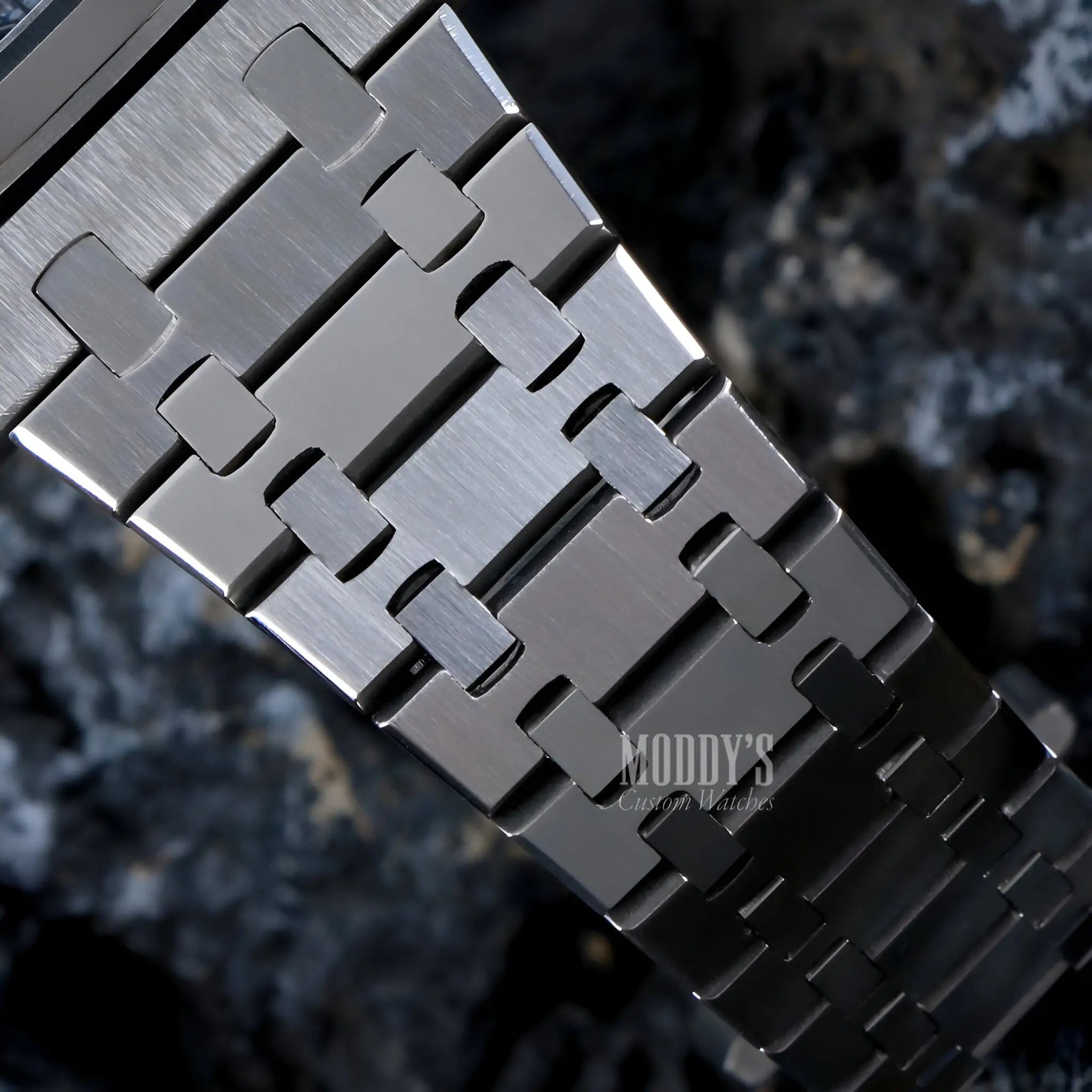 Royal Seikoak | White