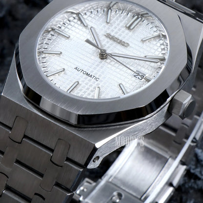 Royal Seikoak | White